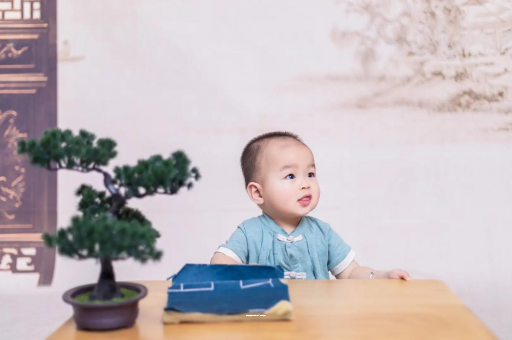 东莞宝宝喊肚子疼怎么回事